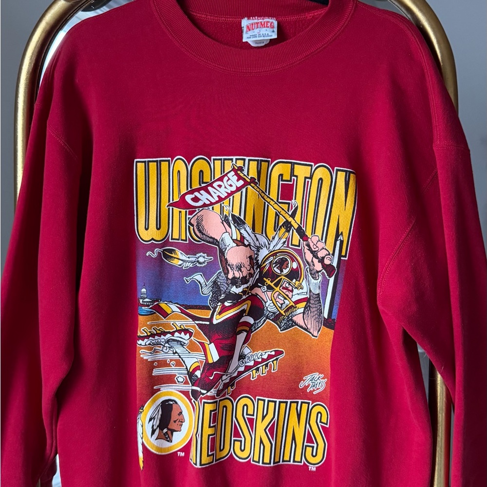 Red Graphic Crewneck Sweatshirt - Washington Redskins